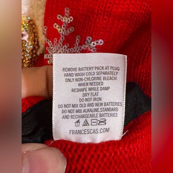 Francesca’s Cat Christmas Sweater Size M - Picture 3 of 9